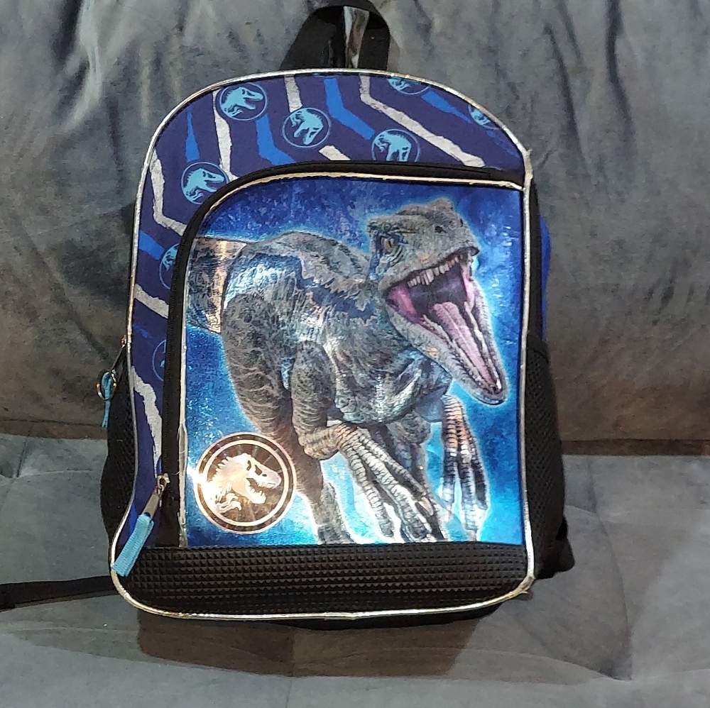 JURASSIC WORLD 3D RAPTOR "BLUE" BACKPACK HOLOGRAPHIC IMAGE & REFLECTIVE TRIM